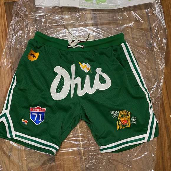 Ilthy Ohio Medium Shorts - Picture 1 of 7